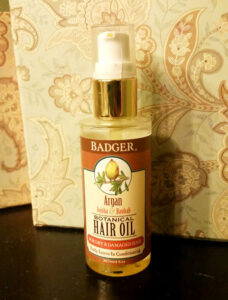 Natural Product Review: Badger’s Botanical Hair Oil for Dry & Damaged Hair Image